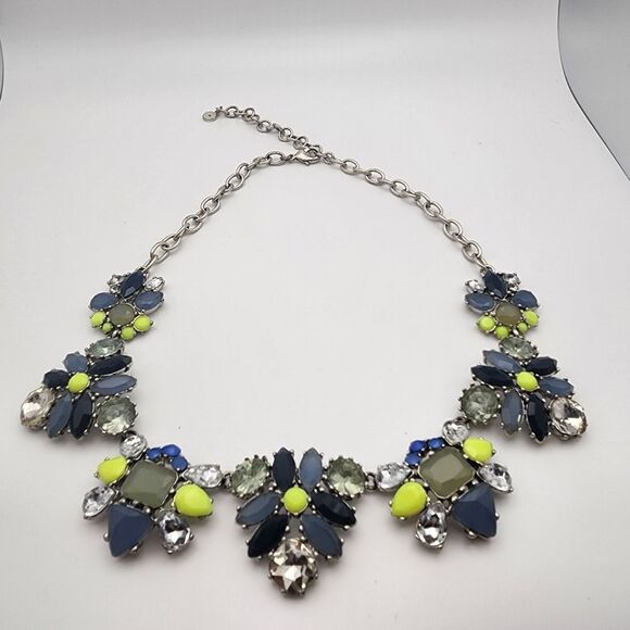 Stella & Dot Elodie Rhinestone Statement Necklace - Picture 4 of 5